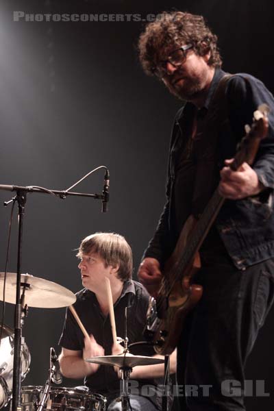 LEE RANALDO AND THE DUST - 2013-11-23 - BOULOGNE-BILLANCOURT - Carre Bellefeuille - Steve Shelley